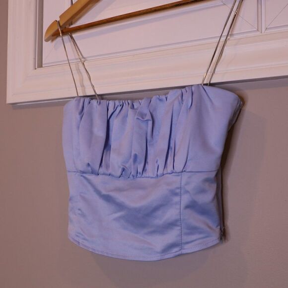 NWT Superdown Denitza Blue Satin Crop Top Sz XS - Picture 4 of 6